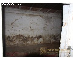 EXTENSA FINCA CON RUINA Y POSIBILIDADES DE CONSTRUCION
