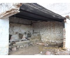 EXTENSA FINCA CON RUINA Y POSIBILIDADES DE CONSTRUCION