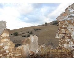 EXTENSA FINCA CON RUINA Y POSIBILIDADES DE CONSTRUCION