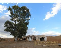 EXTENSA FINCA CON RUINA Y POSIBILIDADES DE CONSTRUCION