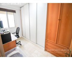 Piso amplio y luminoso con garaje en una ubicación privilegiada