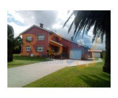 ESPECTACULAR CHALET DE LUJO