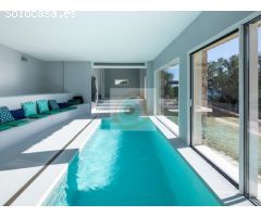 Impresionante villa de lujo, entorno privilegiado y 3 piscinas ET-0848-E