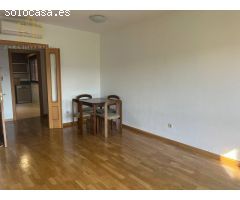 SE VENDE UN PISO BONITO EN MONTECARMELO