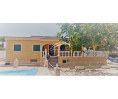 Magnífica Villa independiente en la Marina, Alicante, Costa Blanca.