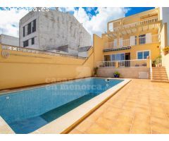 Gran casa con piscina en Mahón