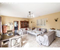 Preciosa casa de campo con más de 2000 m2 en La Argentina