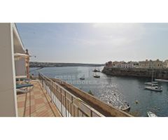 Casa en primera línea de mar en Es Castell