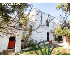 Finca rústica a pocos metros del centro de Ciutadella