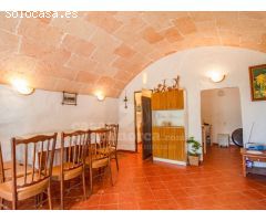 Finca rústica a pocos metros del centro de Ciutadella