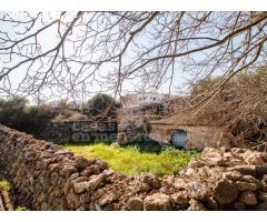 Finca rústica a pocos metros del centro de Ciutadella