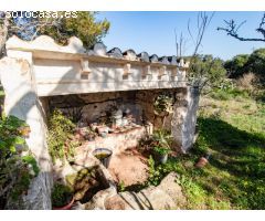 Finca rústica a pocos metros del centro de Ciutadella