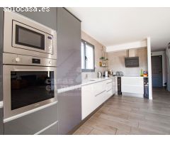 Moderno chalet con vistas al mar en Addaia