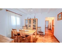 Chalet con piscina y garaje en Son Vilar