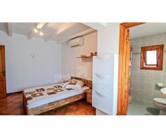 Chalet con piscina y garaje en Son Vilar