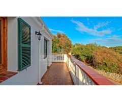 Chalet con piscina y garaje en Son Vilar