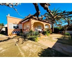 Chalet con gran jardín en Son Carrió