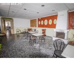 Casa y local comercial en Alaior
