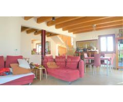 Moderna casa de campo en Ciutadella
