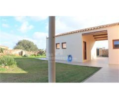 Moderna casa de campo en Ciutadella