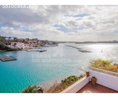 Espectacular chalet con acceso directo al mar y unas vistas increíbles al Puerto