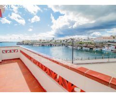 Casa entera en primera línea de mar en Es Castell