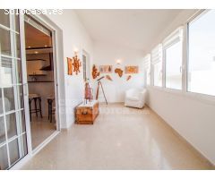 Casa con dos viviendas en Es Grau