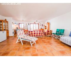 Casa con dos viviendas en Es Grau