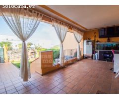 Apartamento con licencia y piscina en Son Bou