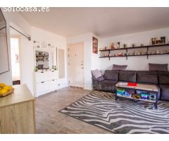 Apartamento con licencia y piscina en Son Bou