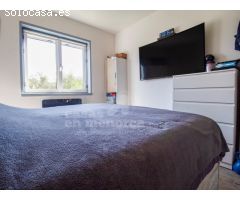 Apartamento con licencia y piscina en Son Bou