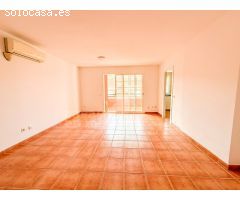 Casa con garaje y piscina en Es Castell
