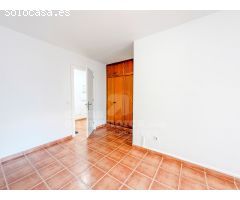 Casa con garaje y piscina en Es Castell