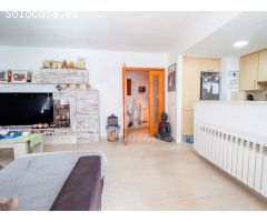 Piso tríplex con parking en Mahón