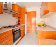 Piso con piscina, parking y trastero en Mahón