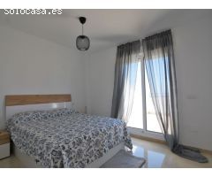 Estamos felices de presentaros este precioso ático en Fuengirola, situado en la