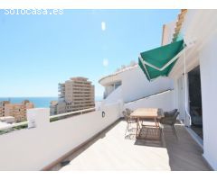 Estamos felices de presentaros este precioso ático en Fuengirola, situado en la