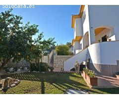 Villa independiente en el Coto con piscina privada