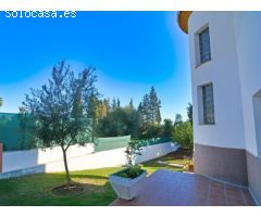 Villa independiente en el Coto con piscina privada