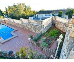 Villa independiente en el Coto con piscina privada