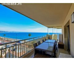 Ático exclusivo con estudio independiente y espectaculares vistas al mar -