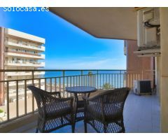 Ático exclusivo con estudio independiente y espectaculares vistas al mar -