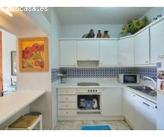 Piso en venta en el famoso complejo Astigi, Fuengirola con 3 dormitorios 2 baños