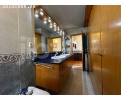 Ático dúplex en pleno centro de Rubí. ¡Ideal para quienes buscan comodidad y