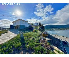 Casa con vistas al mar, piscinas y 6.270 m2 de parcela en El Port de la Selva