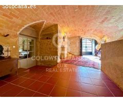 Masía con Oportunidad de Desarrollo en Garrigàs, Costa Brava, Alt Empordà