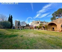 Masía con Oportunidad de Desarrollo en Garrigàs, Costa Brava, Alt Empordà