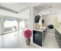 Casa con piscina, terraza y garaje en Empuriabrava, Costa Brava