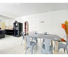 Casa con piscina, terraza y garaje en Empuriabrava, Costa Brava