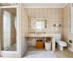 Casa con piscina, terraza y garaje en Empuriabrava, Costa Brava